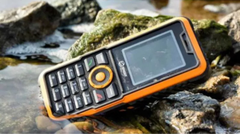 Телефон для рыбаков,  охотников,  строителей 2